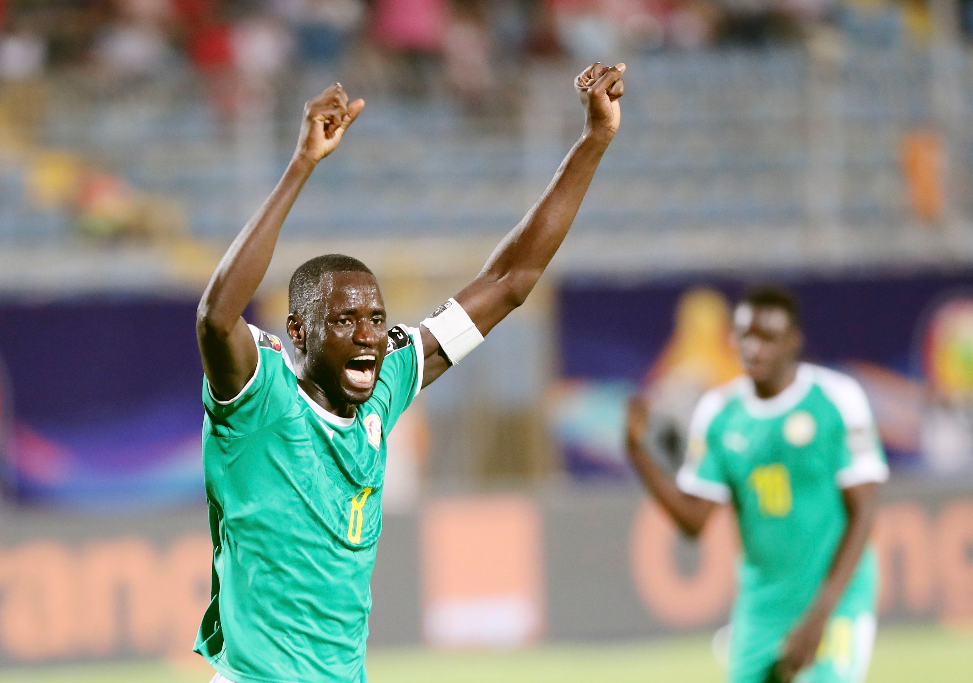 博主：今天中午河南队已抵达足协杯决赛地苏州，并进驻赛区（博主称：河南队今日中午抵达苏州足协杯决赛地，已进驻赛区）