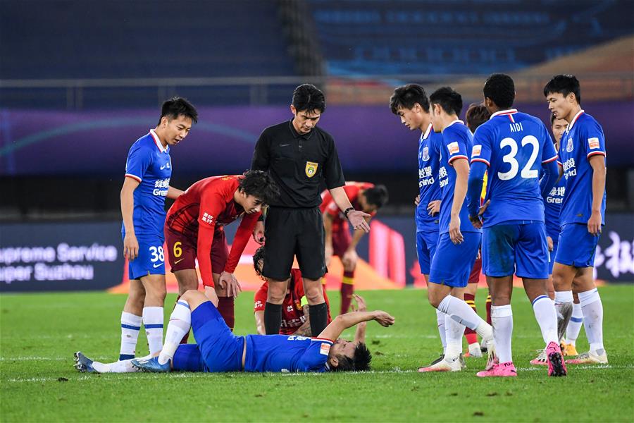 足球欧洲金童奖结果揭晓，新科得主含泪发声（欧洲金童奖结果出炉，新科得主哽咽发声）