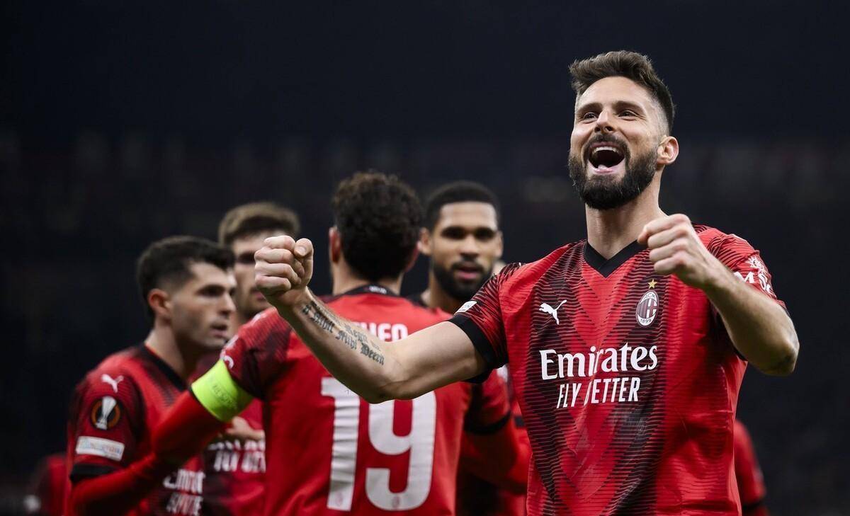 贝拉尔迪：我受伤前曾和球衣是间条衫的一家意甲豪门达成协议（贝拉尔迪：受伤前我已与一支穿条纹球衣的意甲豪门谈妥加盟）