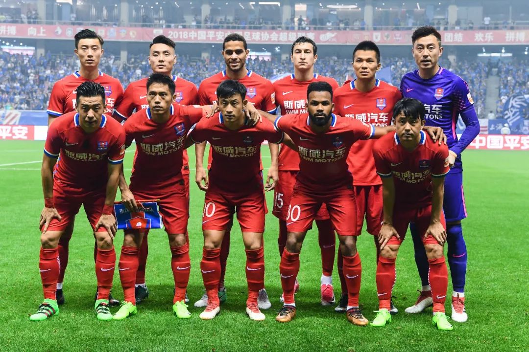 篮球火箭队内训练强度提升，新战术曝光（火箭队内训练强度升级，新战术亮相）