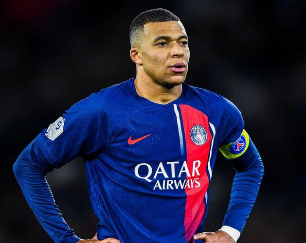 古利特＆亨利批巴萨高位压迫：为何执着于一个注定失败的战术？（古利特、亨利质疑巴萨高位压迫：何必执迷于一套注定行不通的策略？）