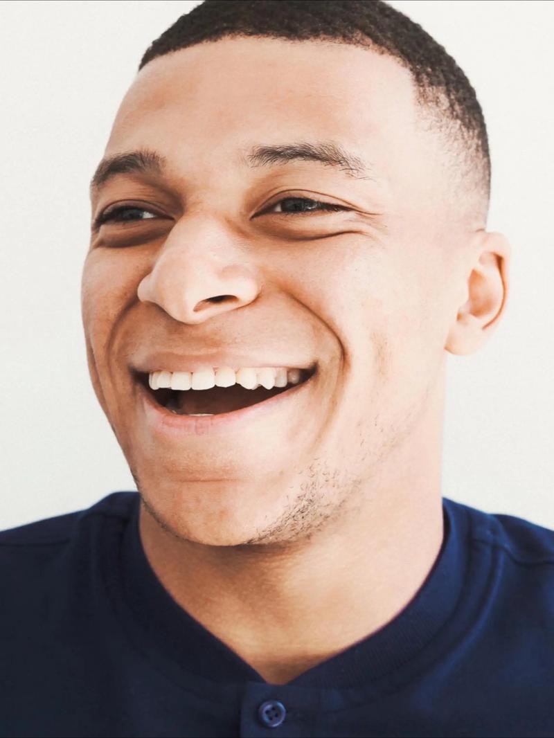 TA：皇马暂不会解雇阿隆索，但目前皇马更衣室的氛围比较紧张（TA：阿隆索短期内留任皇马，但更衣室气氛紧张）